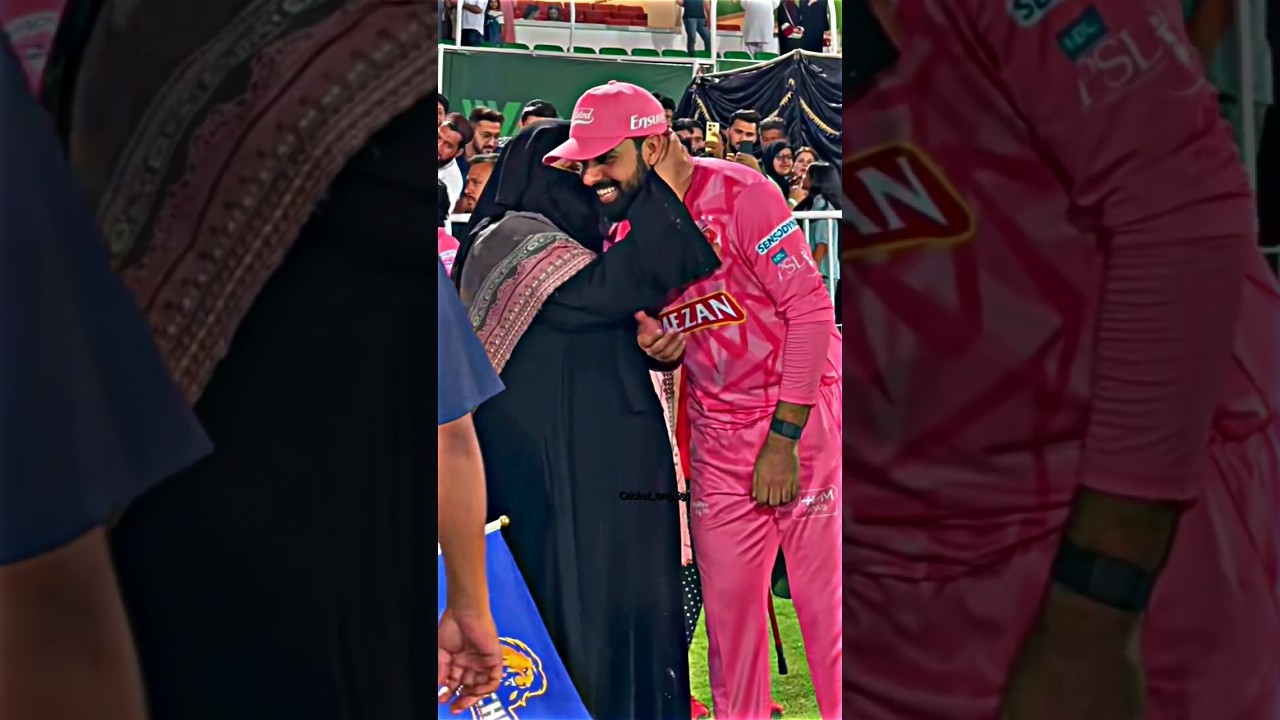 Shadab Khan With His Mother After Match #shorts #cricket #shadabkhan