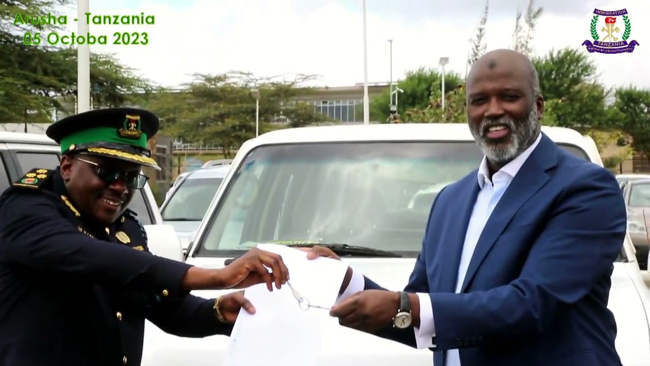 #UN YATOA MSAADA WA MAGARI  KWA JESHI LA  POLISI  NA UHAMIAJI TANZANIA
