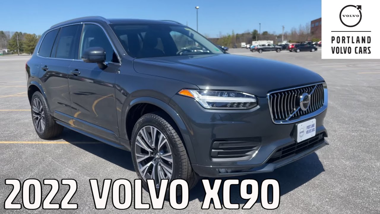 2022 Volvo XC90 T5 Momentum in Savile Grey / Walkaround with Heather