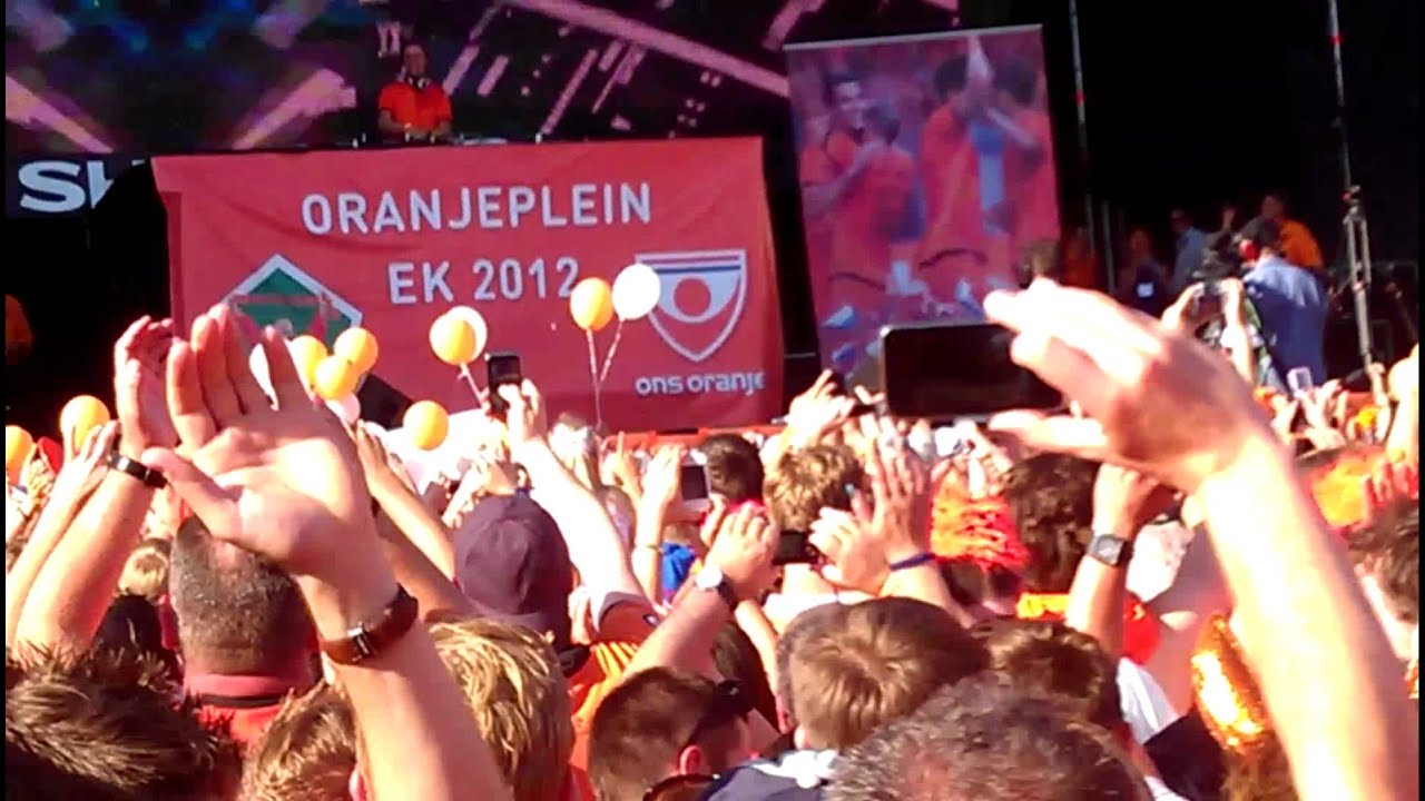 Armin Van Buuren Kharkiv зо минут хватило))