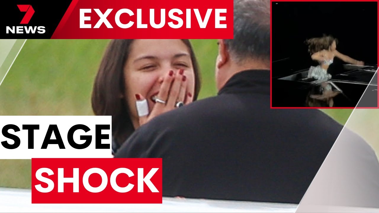 Pop star Olivia Rodrigo flies out, bandaged after her shock Melbourne stage fall | 7NEWS