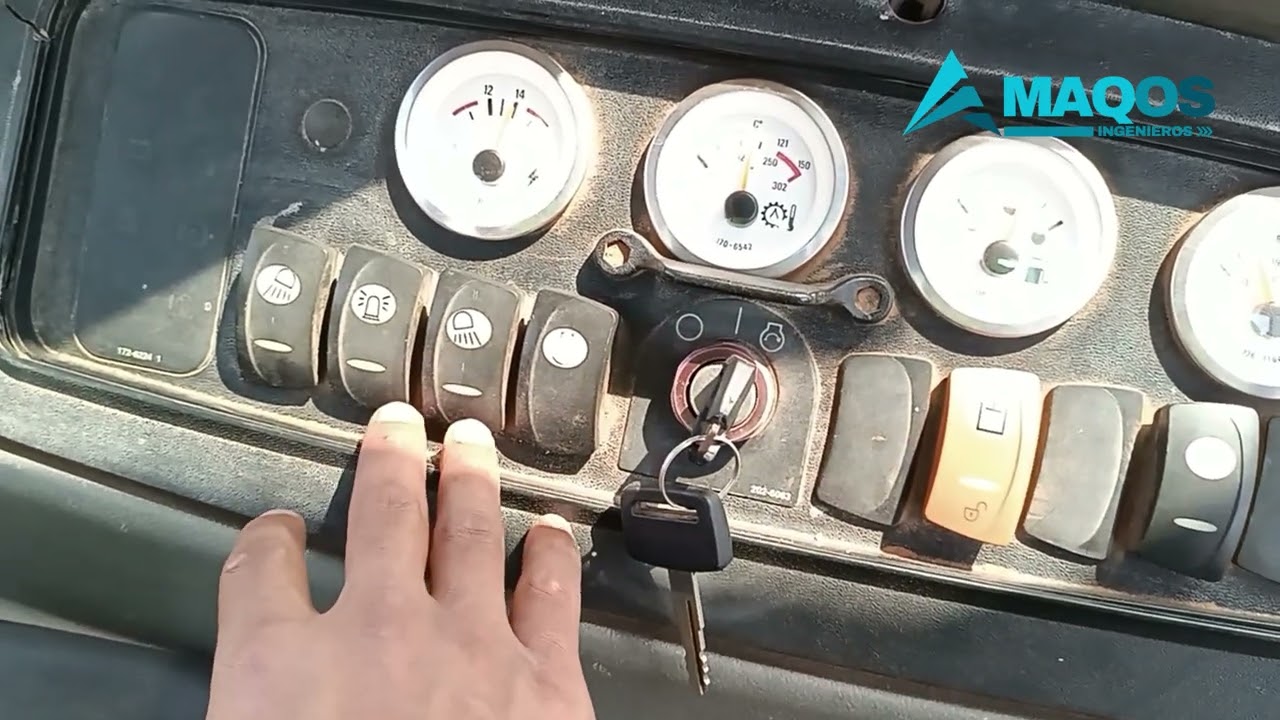 CONTROLES DE OPERACION DE RETROEXCAVADORA CAT 420D