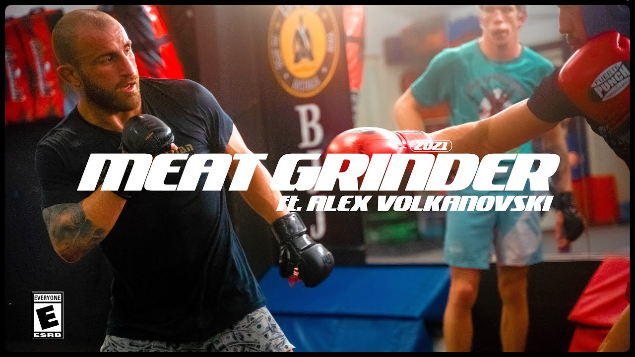 5 ROUNDS IN CAMP WITH THE CHAMP - The Meat Grinder! 1v4  