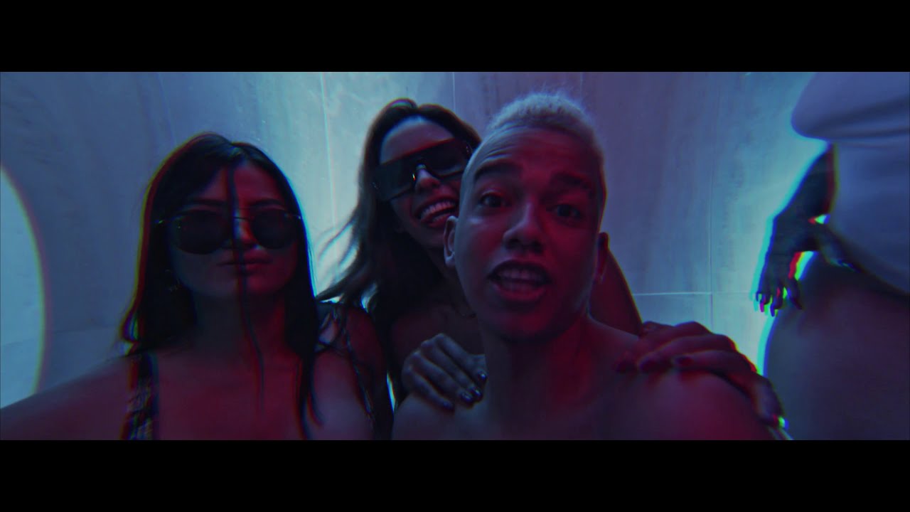 Young Laroye - Bájate los Pantalones