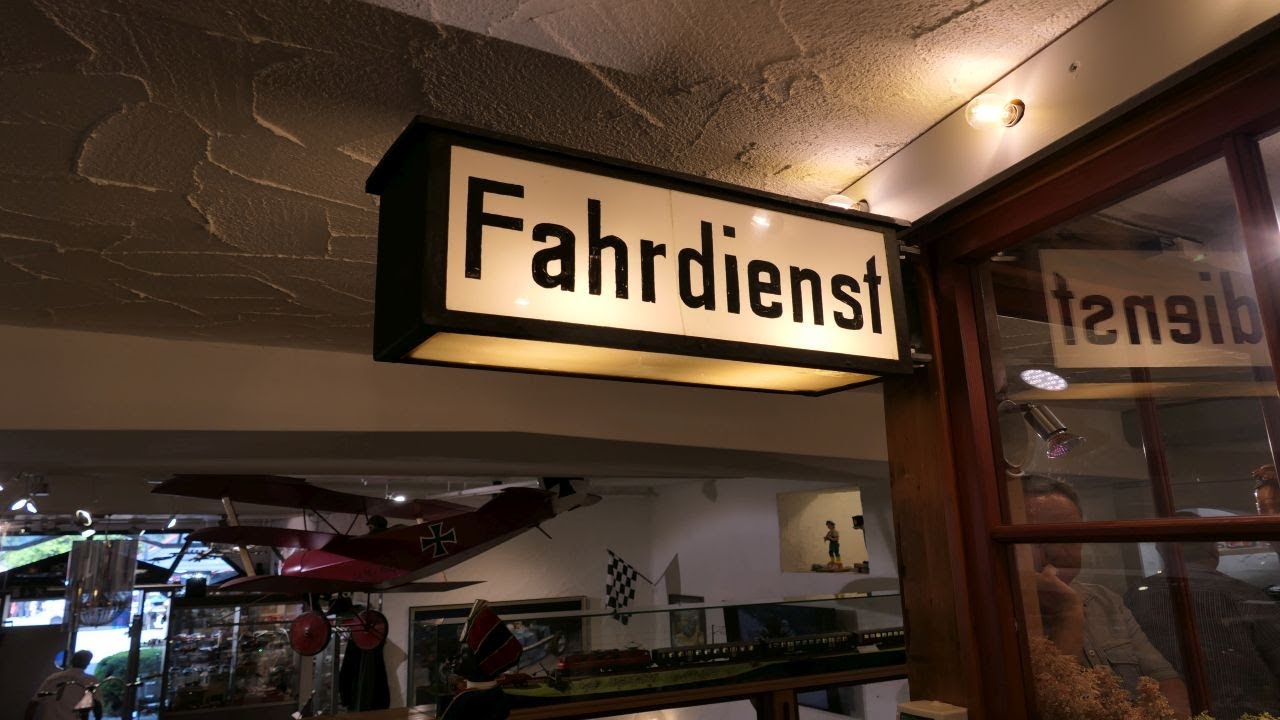 Modellbahn: Besuch im Boxenstop Museum