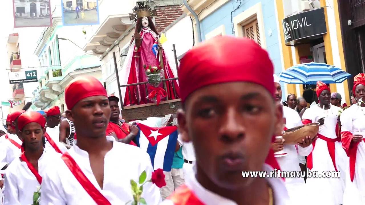Desfile de Santa Barbara - tambores bata - Fest. del Caribe 2016