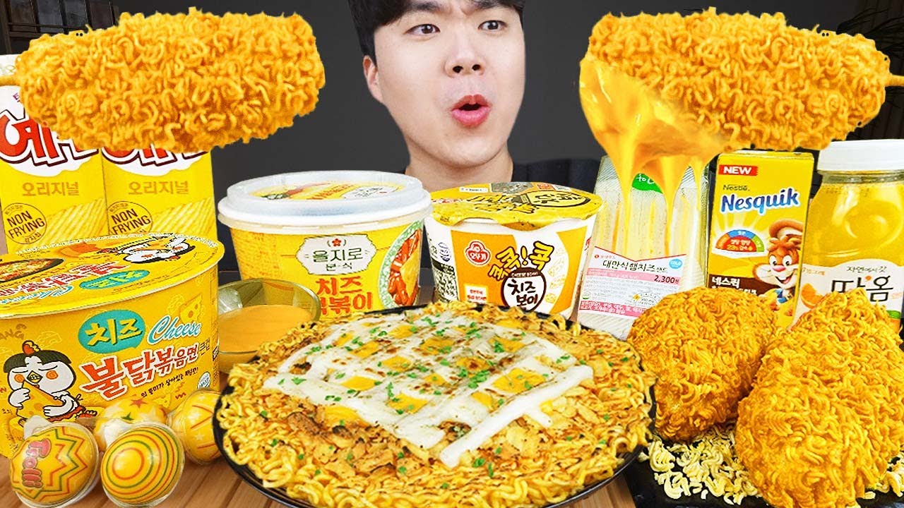 Текст) ASMR MUKBANG острый рамэн и хот-доги с сыром, сырная пицца и ттеокбокки !! Корейский магазин