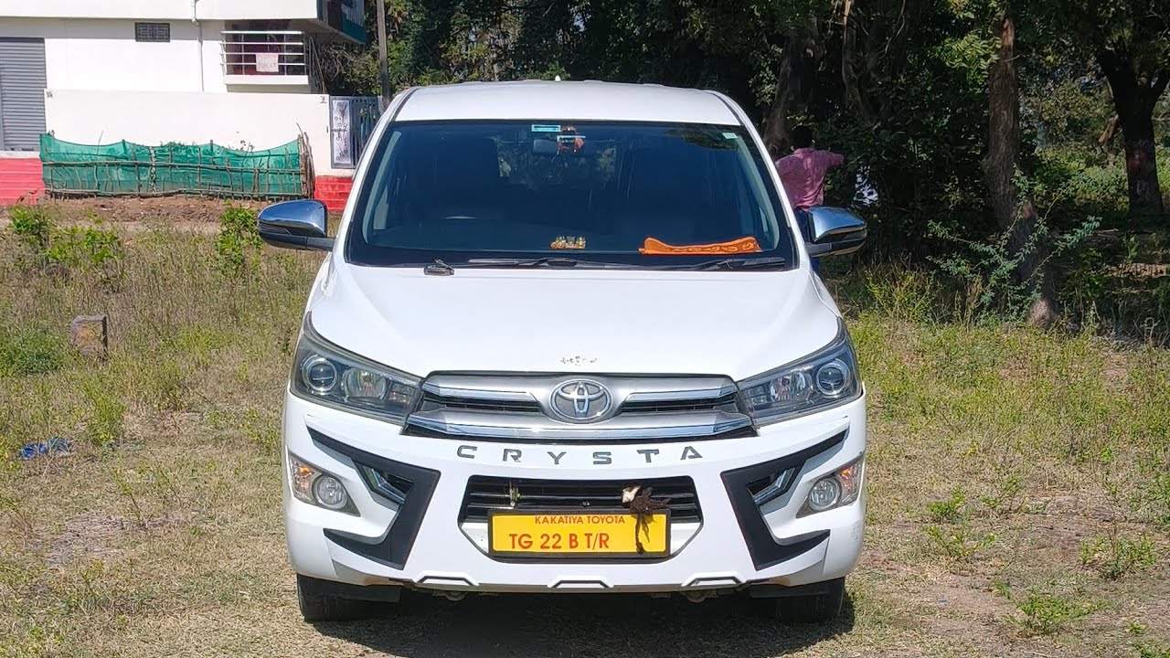 Innova Crysta Z 2018model only15.60/- lacks excellentcondition car🚗available in peddapall 6300150043