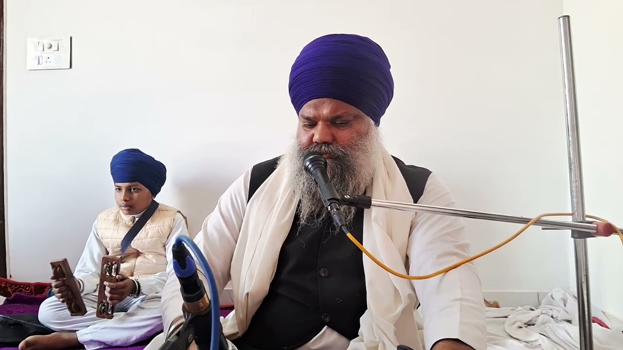 ਸਰਦਾਰ ਪਰਮਿੰਦਰ ਸਿੰਘ ਜੀ ਦੀ ਰਿਟਾਇਰਮੈਂਟ ਤੇ ਉਨ੍ਹਾਂ ਦੇ ਗ੍ਰਹਿ ਕੀਰਤਨ ਹਾਜਰੀ ਭਾਈ ਸੁਖਵਿੰਦਰ ਸਿੰਘ ਜੀ ਅਮਲੋਹ ਵਾਲੇ 