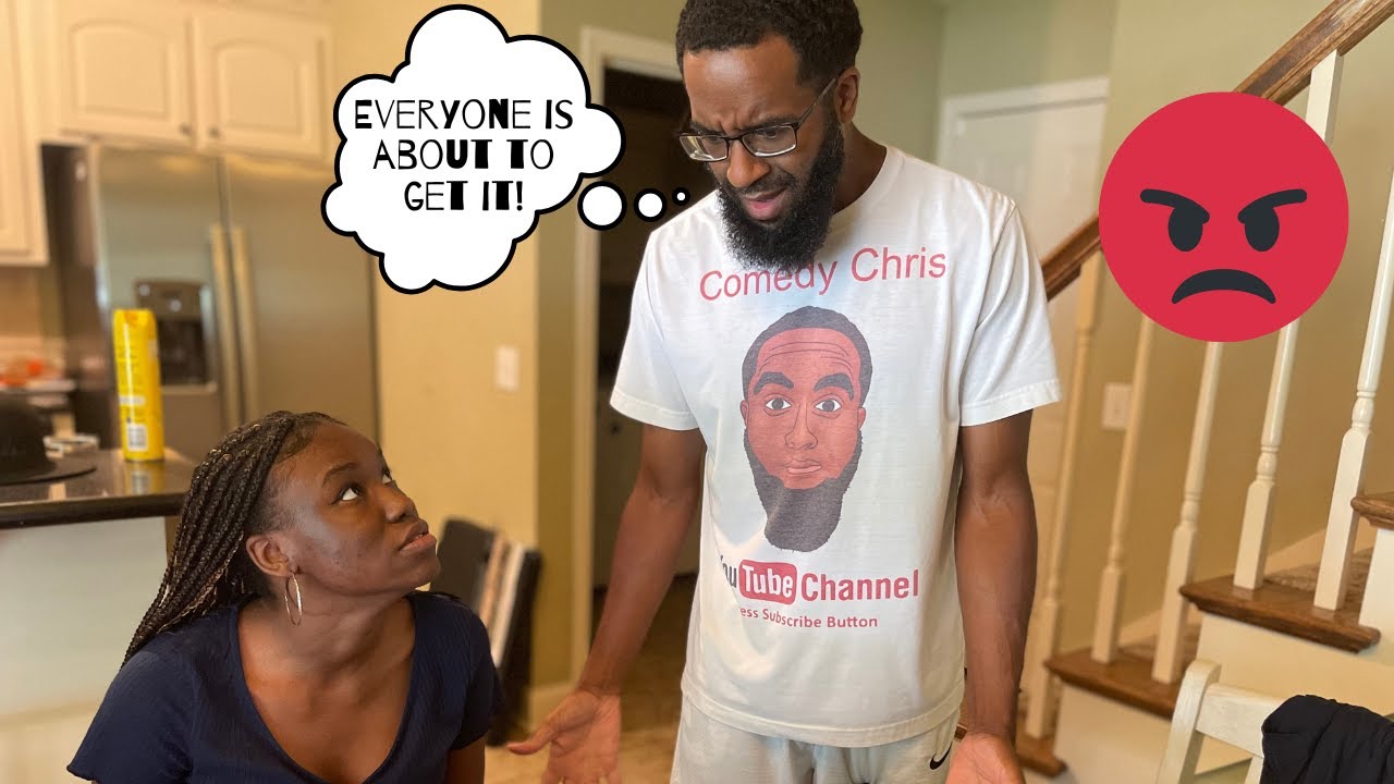 Когда папа злится и переворачивает стулья, потому что мама купила еду всем, кроме него