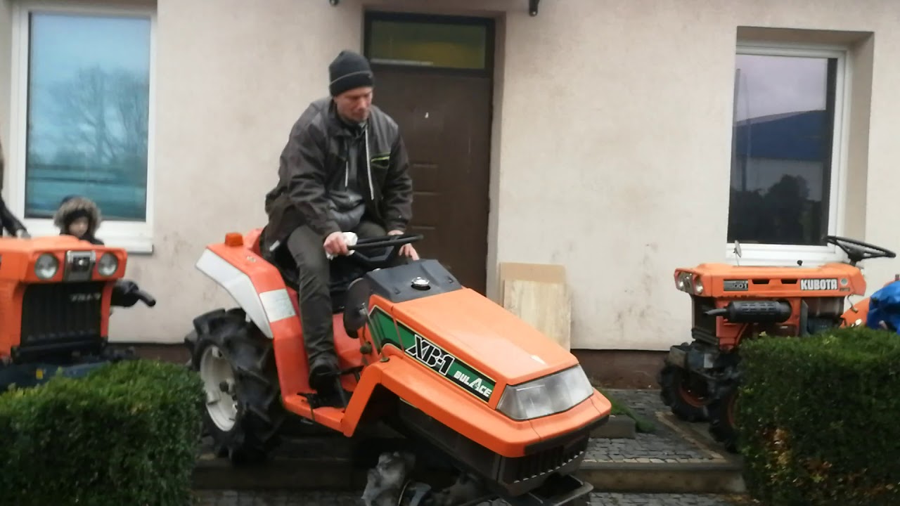 Kubota XB-1 jazda po chodach / Japanese Compact Tractor