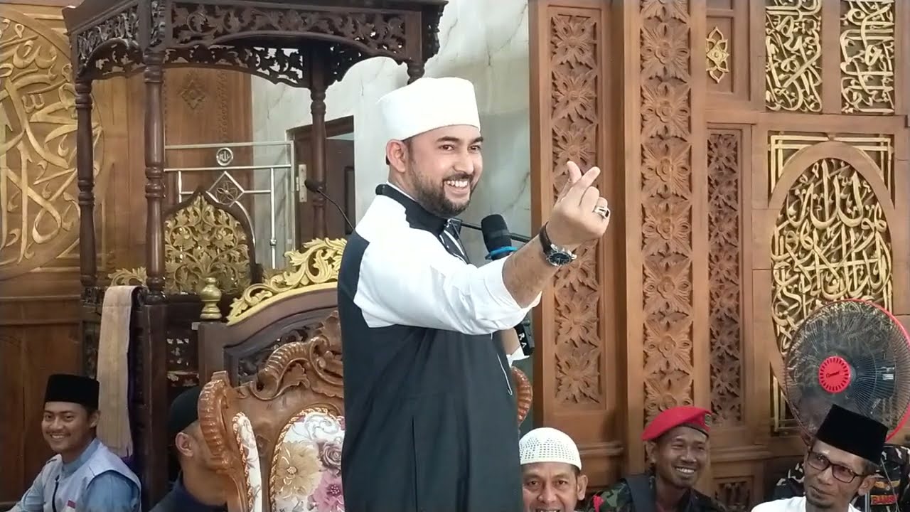 pengajian lucu pooll dari awal sampai akhir ketawa terus menerus.