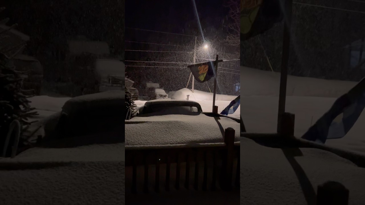 🏴&zwj;☠️ #efektjezjeziornymaszyna do odśnieżania nadal działa #śnieg na #g&oacute;rnym #p&oacute;łwyspie 🙌 #wiosna będzie musiała poczekać 🤣