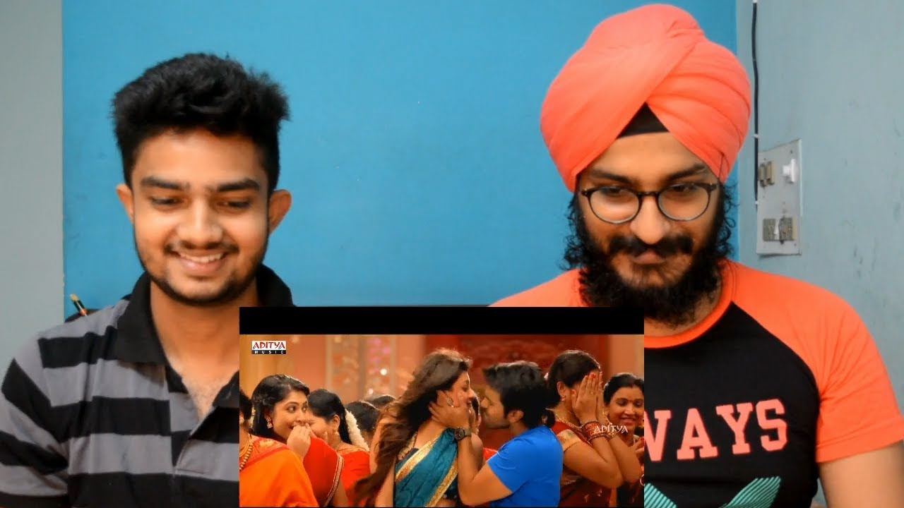 Gulabi Kallu Rendu Mullu REACTION || Ram Charan, Kajal