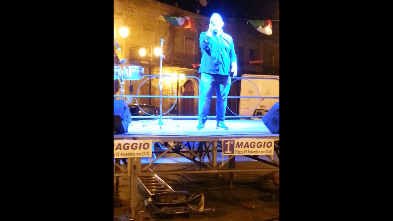 ROBERTO VOLPE  FESTA SIANO 07 05 2016   NIENT'E CHIU IMPORTANT E TE