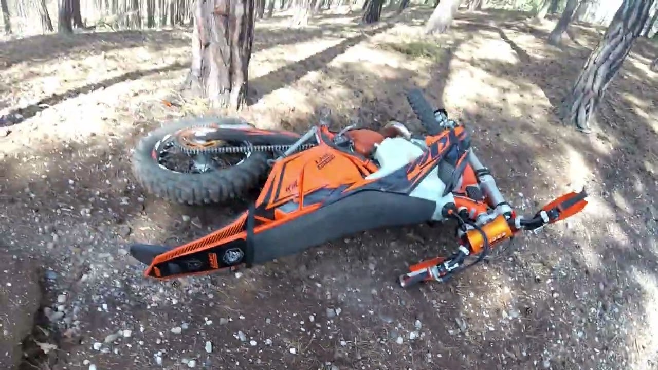 Enduro na písku.....KTM 300EXC TPI, KTM 350EXC-F,  Husqvarna FX 350
