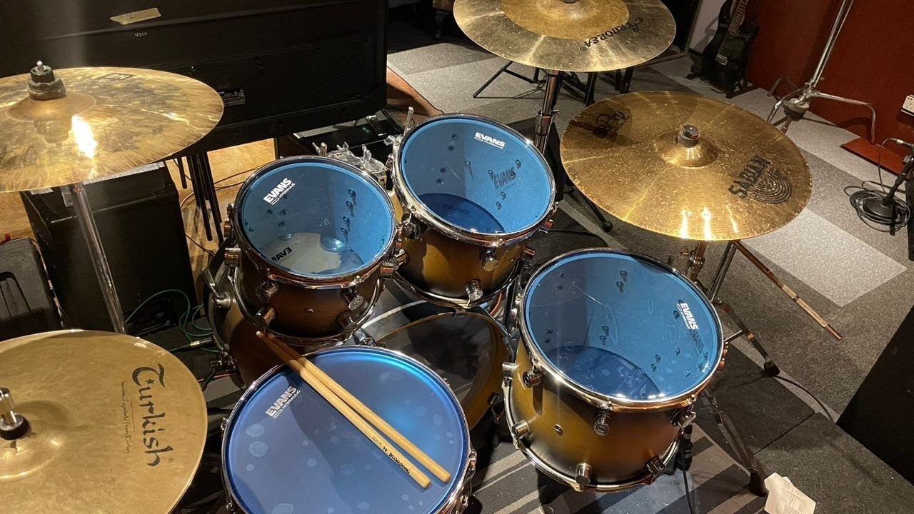 Change drumhead evans blue hydraulic drumset by jiggy