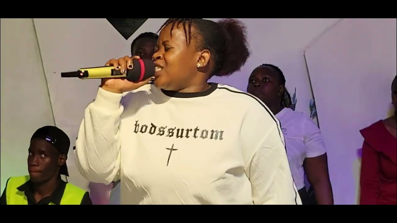 Kelly & Kathy in the WORSHIP ROOM 🙌 ♥ 2026
