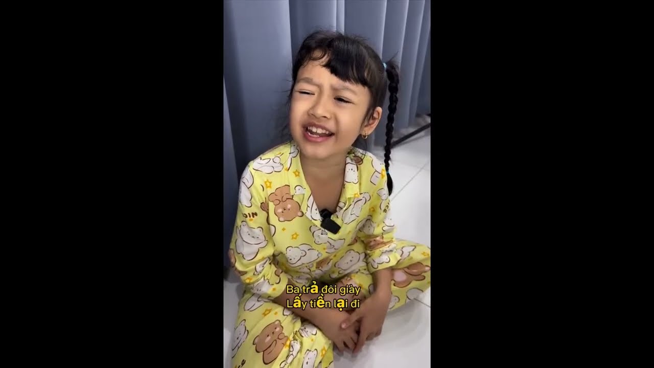 Tổng Hợp những tình Huống Siêu Đáng yêu Vầ Dễ thương Của Xí Muội Hồ Việt Trung