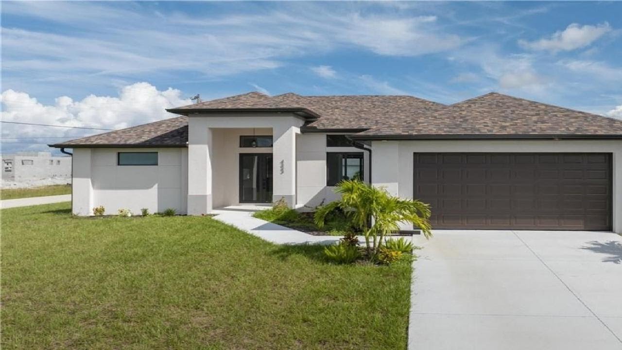 CAPE CORAL | New Construction | Florida Dream Homes for Sale | by Steven Chase | 3 Beds 3 Baths