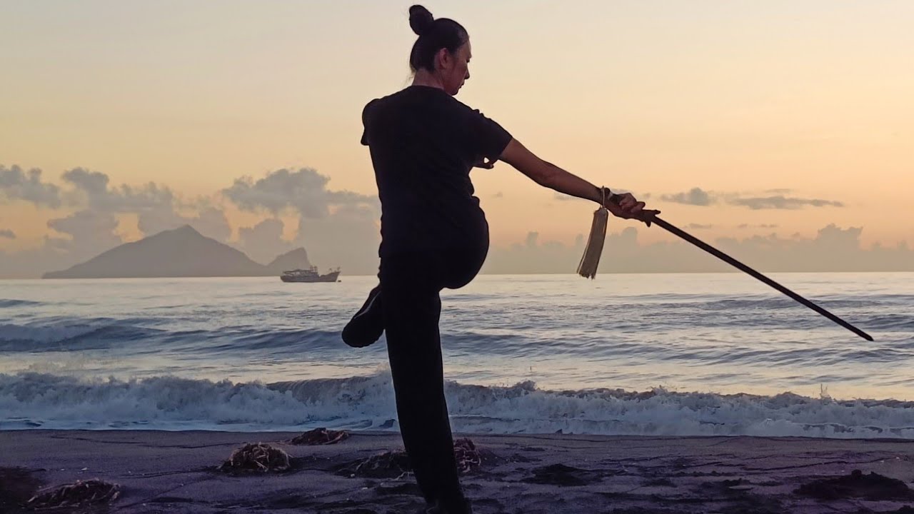 #太極圓緣#龜山朝日#溫青倪#太極劍#taichi #WenChingNi#TaiChiSword