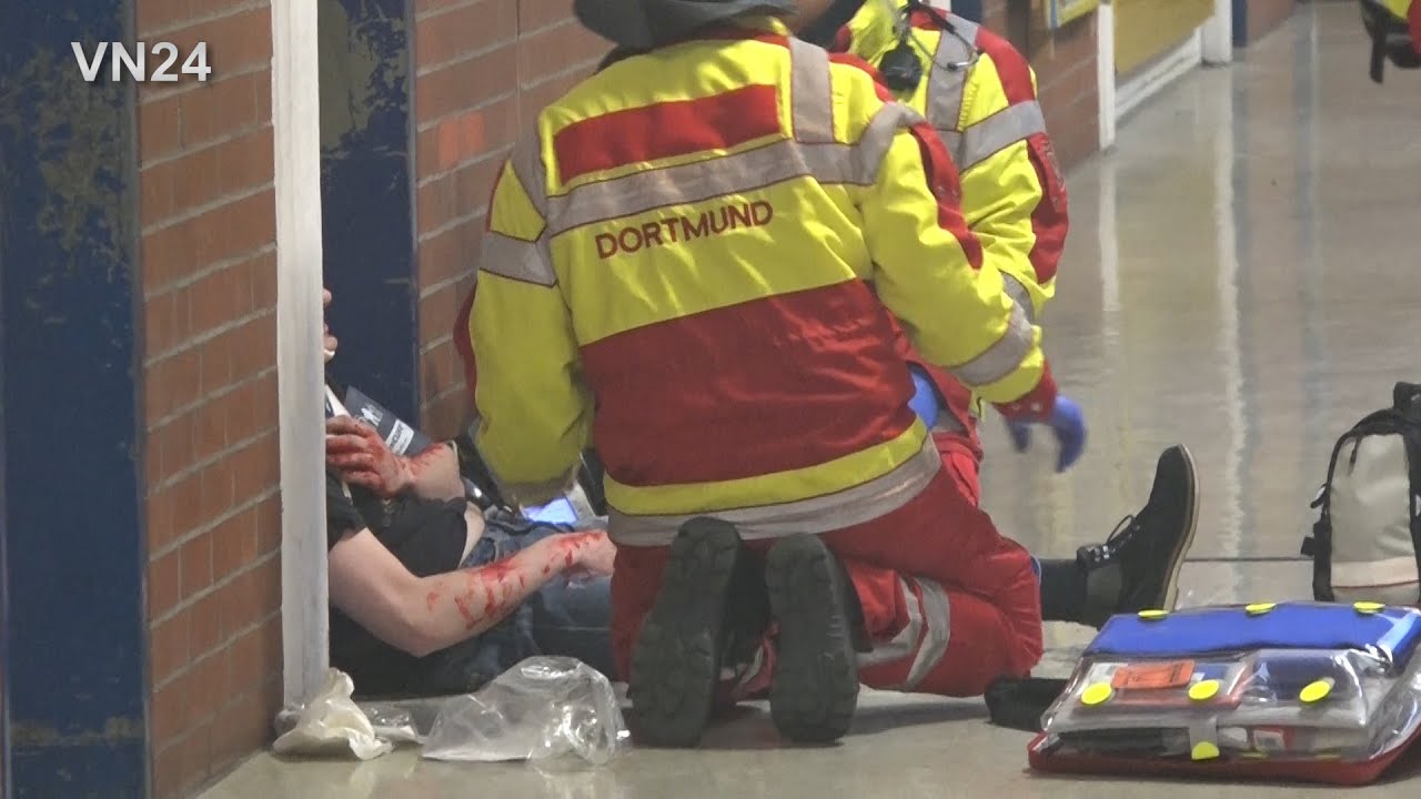 08.05.2019 - VN24 - Übung Übung Übung - Feuerwehr Dortmund übt Gefahrenlage an Hauptschule