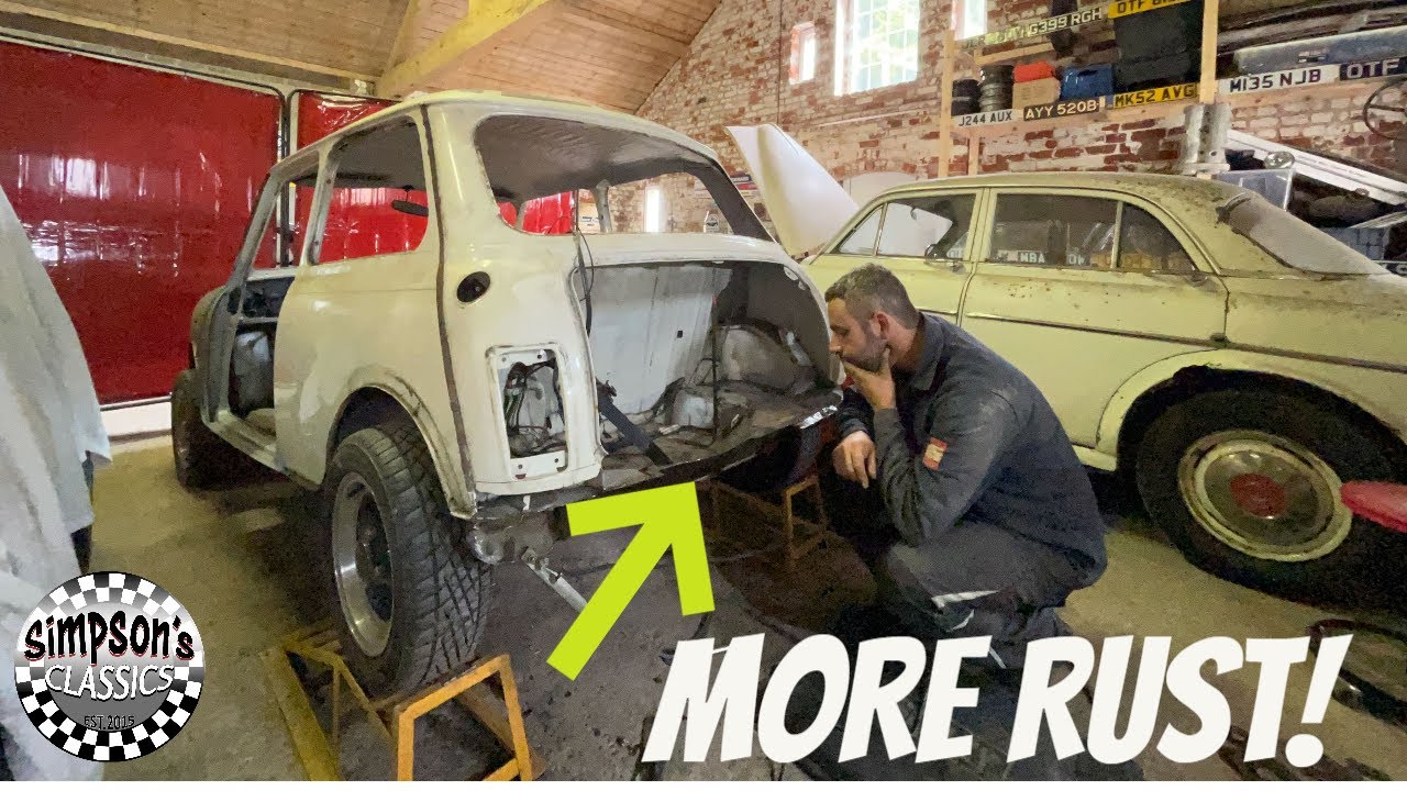 CUTTING OUT YET MORE RUST! - Classic Mini Mayfair Restoration