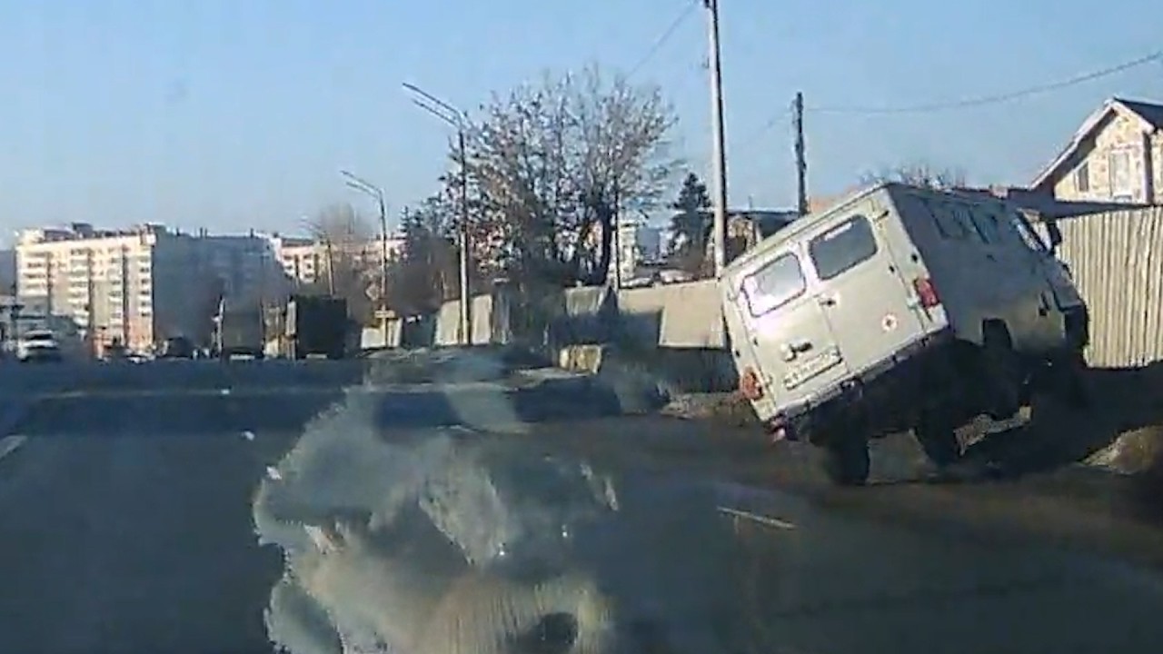 Чудеса управляемости УАЗа &laquo;буханки&raquo;. Real Video
