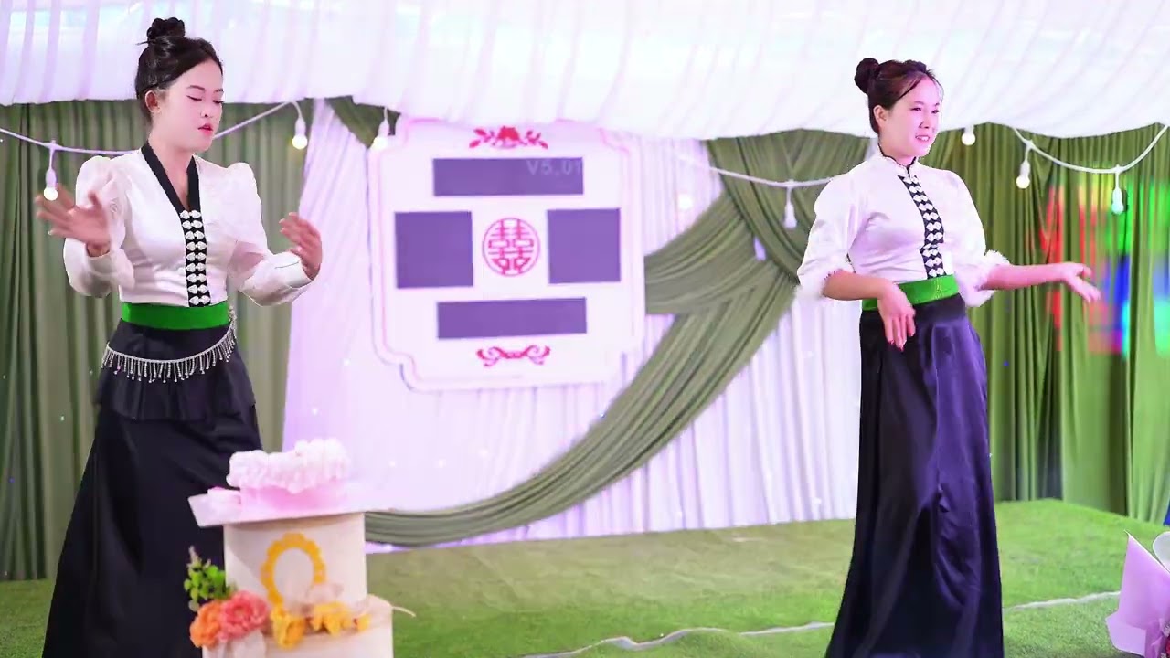 LĂM TƠI NHÓM MÚA GĐ BIỂU DIỄN TẠI LVQ CD HUYỀN TRANG - CR DUY LA TẠI TƯ GIA NHÀ GÁI BẢN KHÁ NGHỊU 