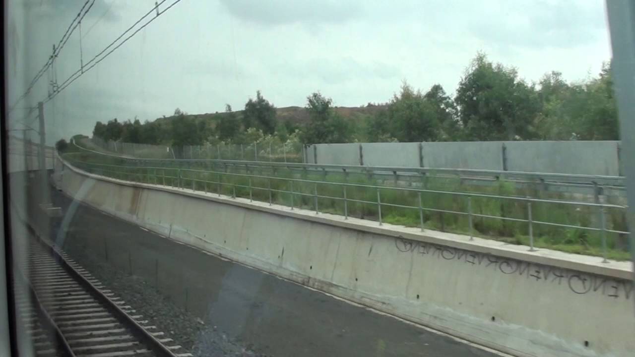 A ride on the Southwest Rail Link - Sydney Trains