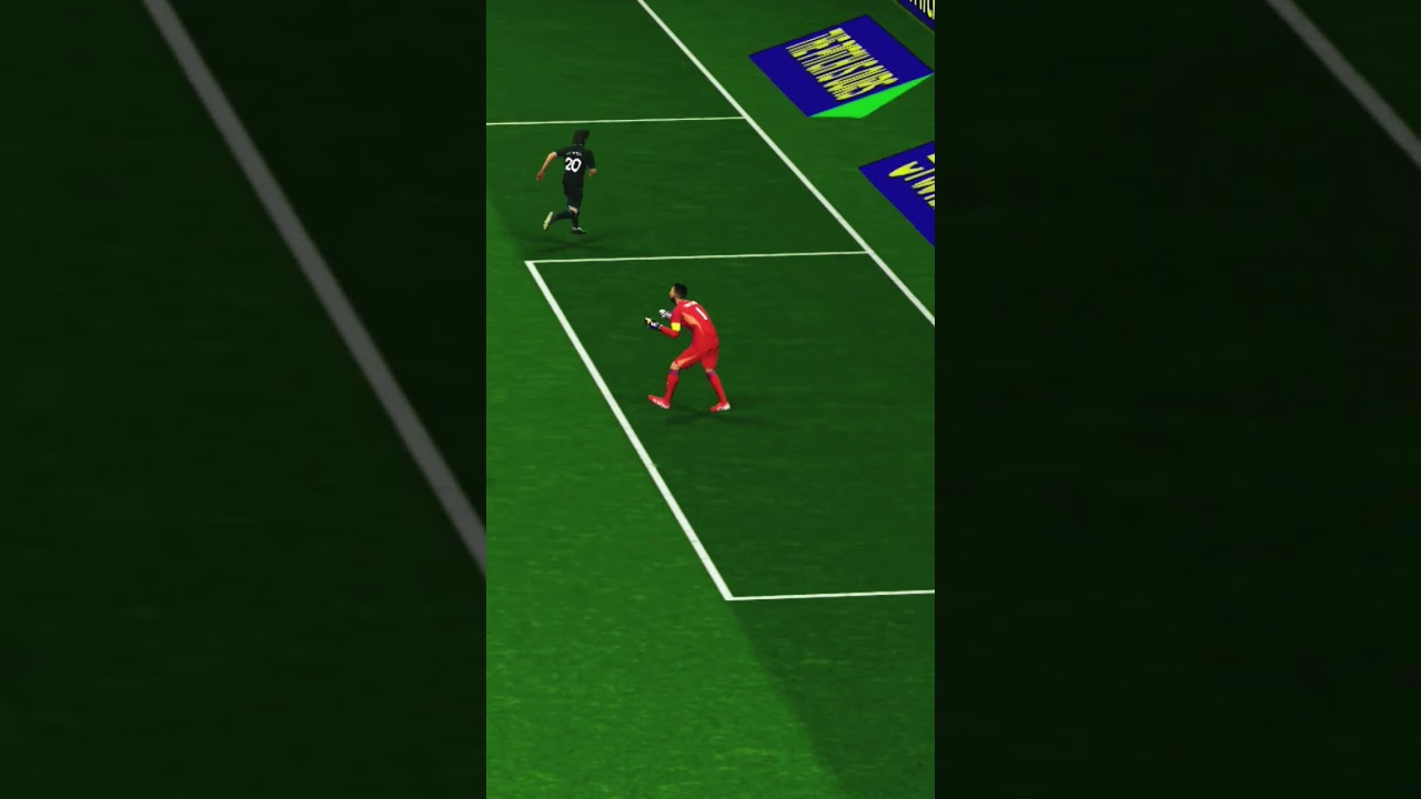 How is his leg touching that 😱😱 | #efootball #pesmobile #netrip #batistuta