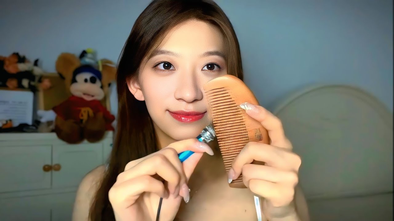 “ASMR Mic Scratching & Tapping 😴 The Most Relaxing Tingles Ever”