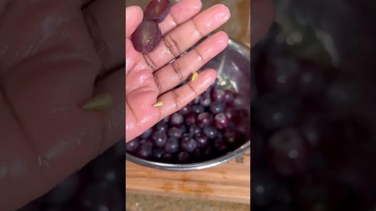 Sok z winogron z pestkami