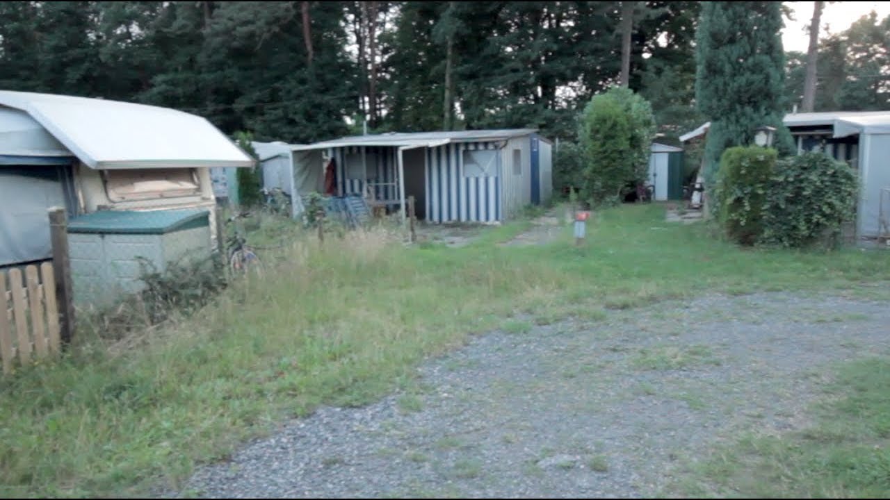 Språkvill på skitten plass i Tyskland