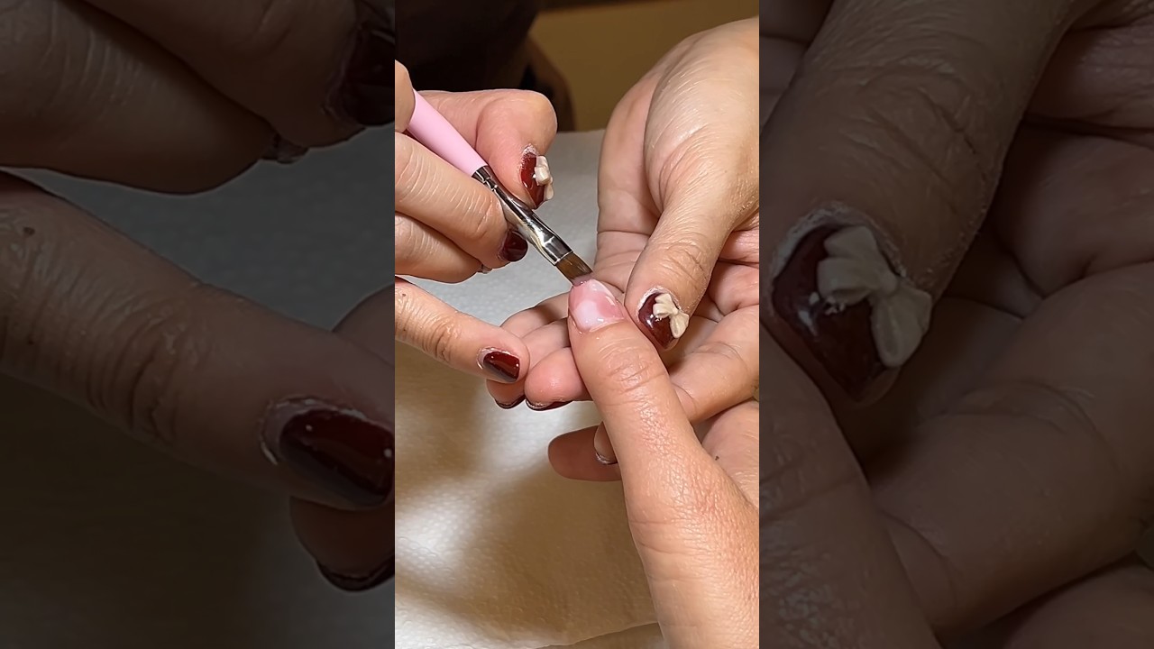Getting a manicure in JAPAN!! You won&rsquo;t believe how much it cost 😱