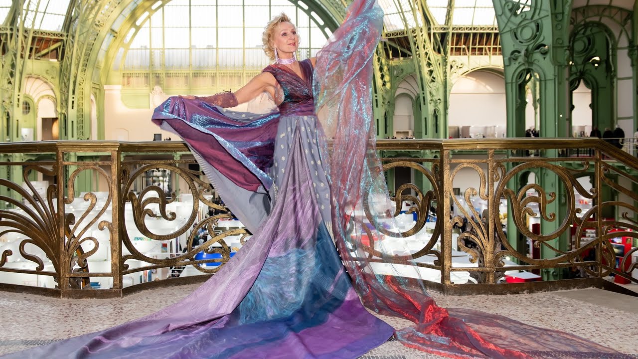 Larissa NOURY au Salon Art Capital 2025, Grand Palais, Paris, France.
