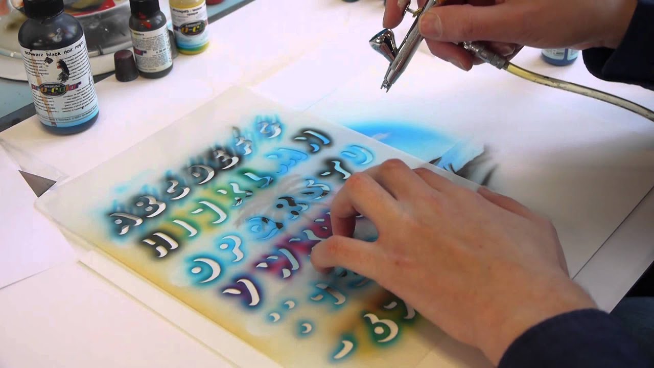 Harder & Steenbeck Airbrush: Letters