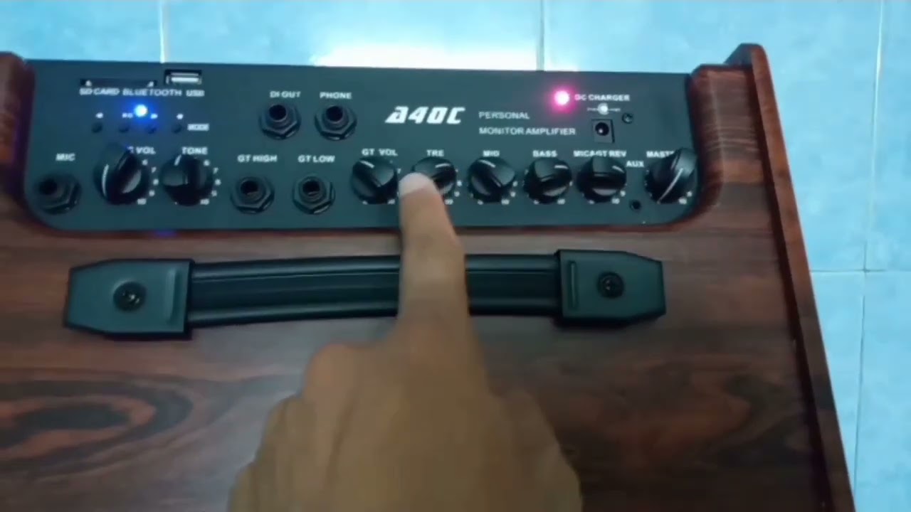 รีวิวแอมป์กีตาร์โปร่ง Kardon A40 มีแบตเตอรี่ในตัว กำลังขับ 40 วัต