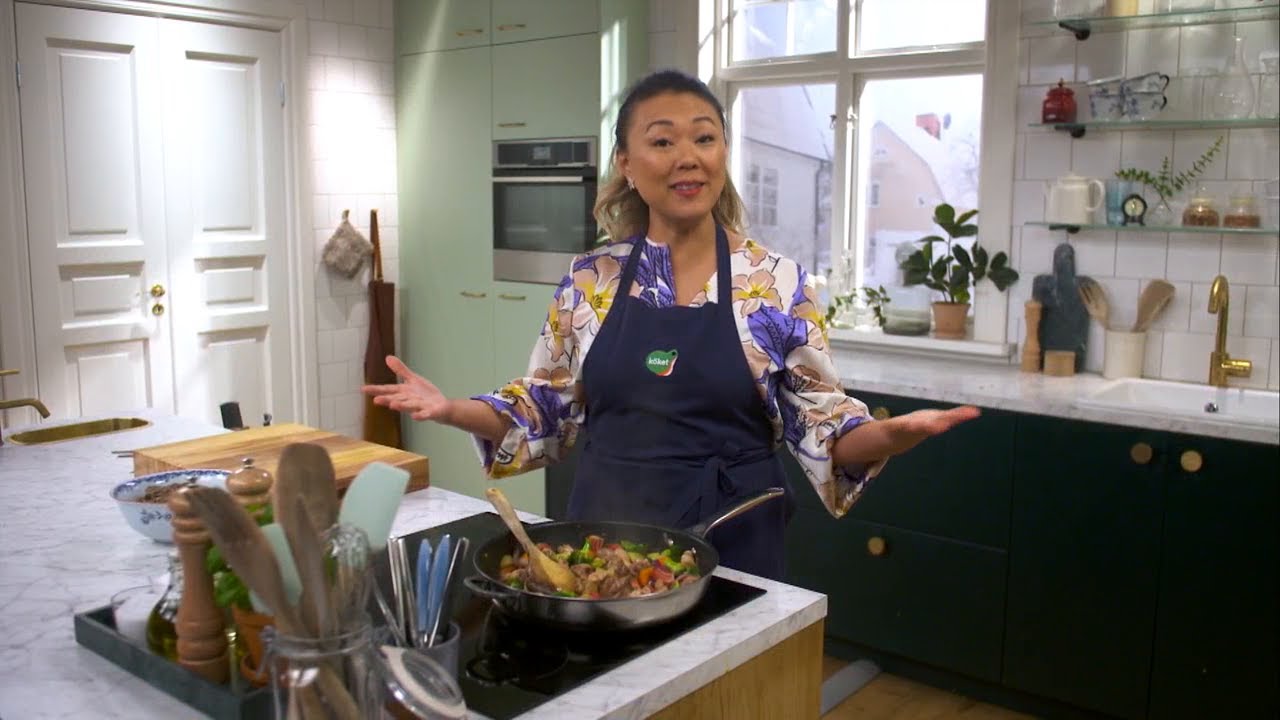 Kökets middag: Grönsakswok med kyckling och bovetenudlar - Köket
