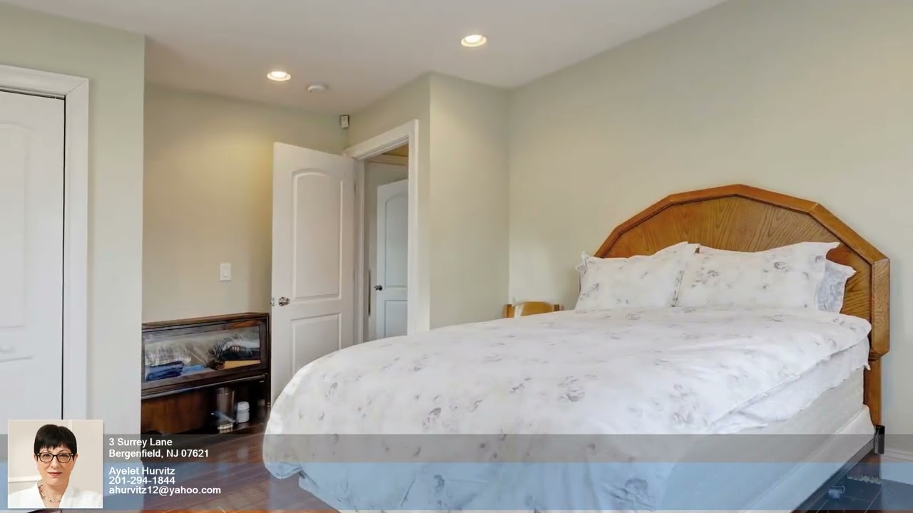 3 Surrey Lane - Ayelet Hurvitz