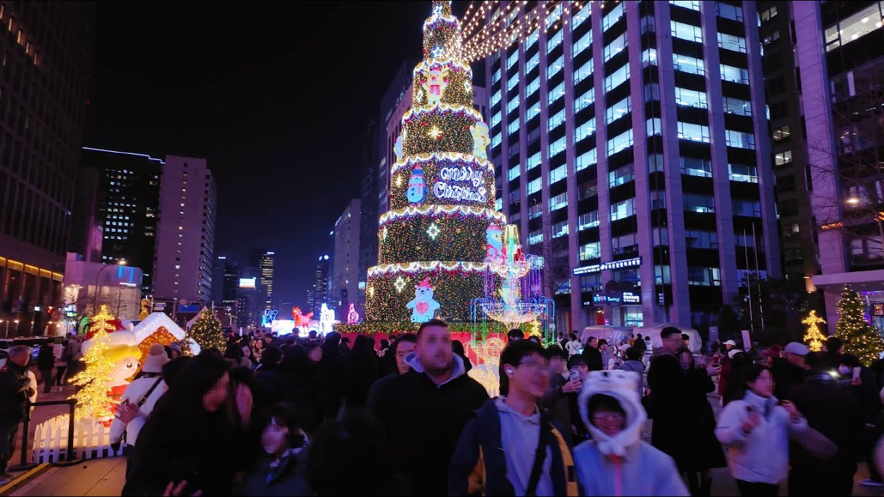[4K] Новогодняя прогулка вдоль реки Чонгечхон | 17.12.2025