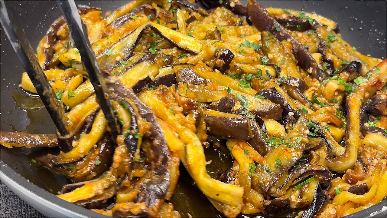 Баклажаны, приготовленные таким образом, вкуснее спагетти! Простой, быстрый и вкусный рецепт!
