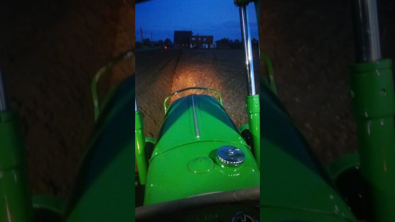 Nachtpflügen mit Deutz D 2505