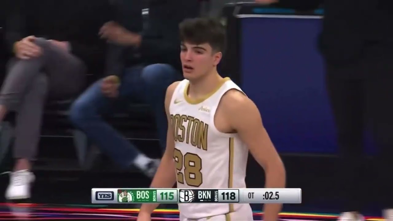 Joe Mazzulla’s last-second sub pays off — Hugo González hits the corner 3 to send it to double OT