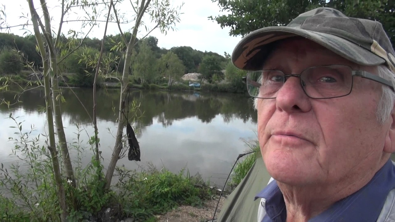 STUBPOND ANGLING, LINGFIELD, EAST GRINSTEAD, SURREY, ANGLERS  MAIL TACTICAL BRIEFINGS