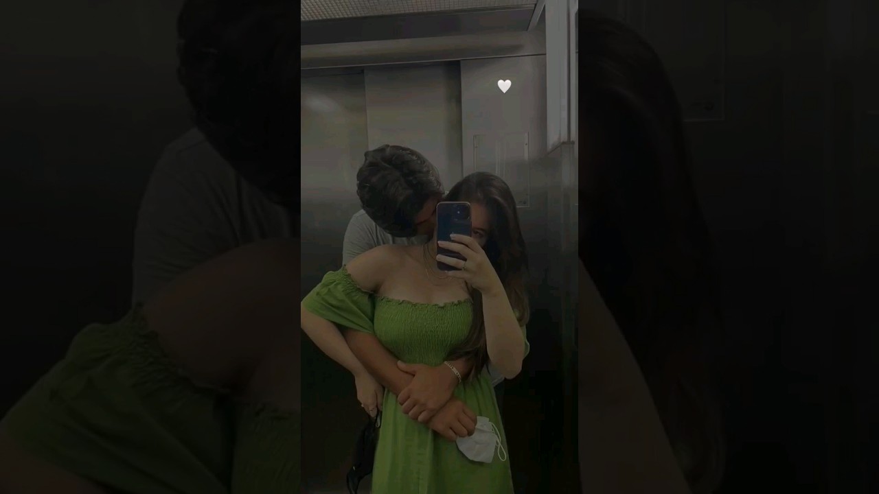 couple photo pose ideas / #coupleselfie #mirrorselfie #shorts #posingbooth #photoshoot #pose