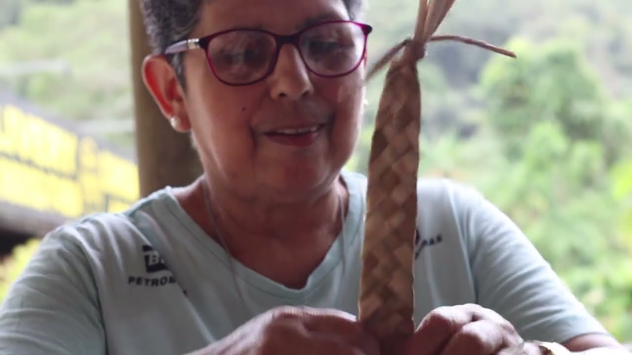 Oficina de Transmissão de Saberes e Fazeres Artesanais - Bolsa de Taboa - Sertão do Promirim