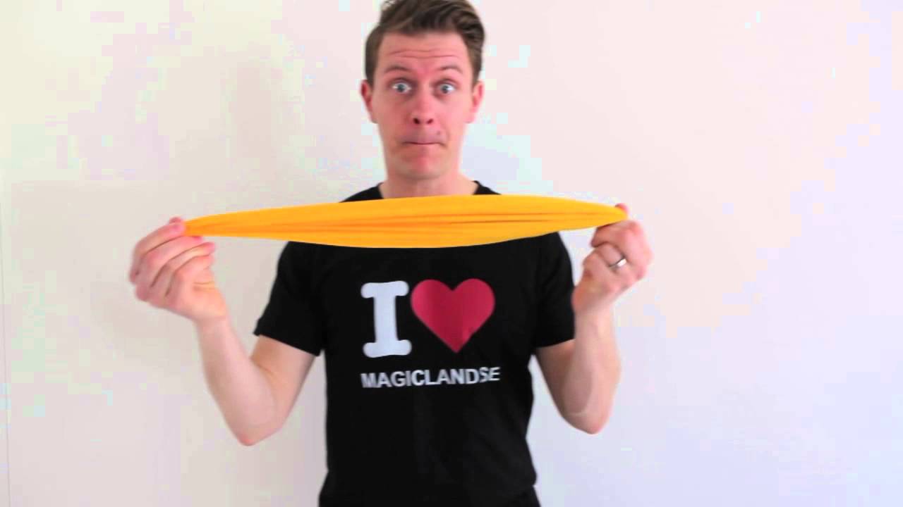 Tobbe Trollkarl - Trollar med duk! Color Changing Silk Scarf