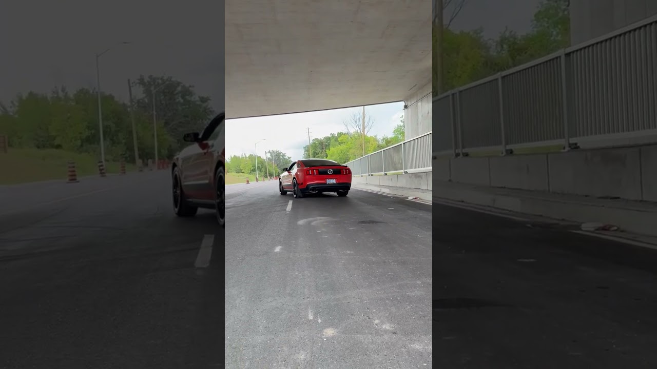 2012 Ford Mustang Boss 302 - Launch and Exhaust
