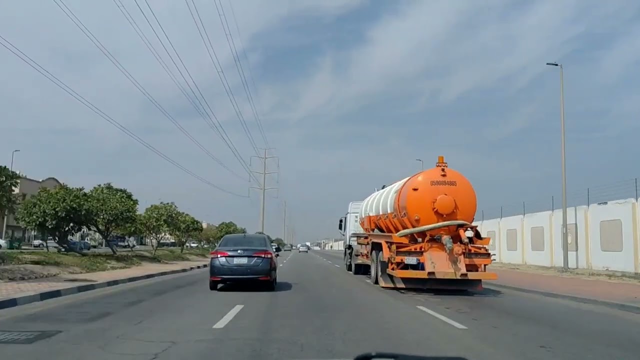 طريق الملك فهد بن عبد العزيز الى حي النور بالدمام..